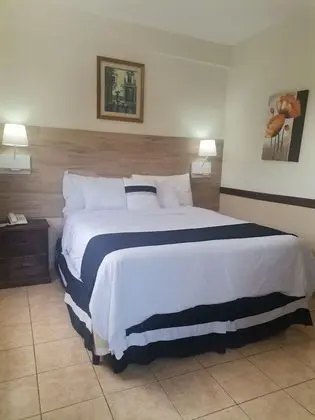 Tek Kişilik Oda, 1 Çift Kişilik Yatak