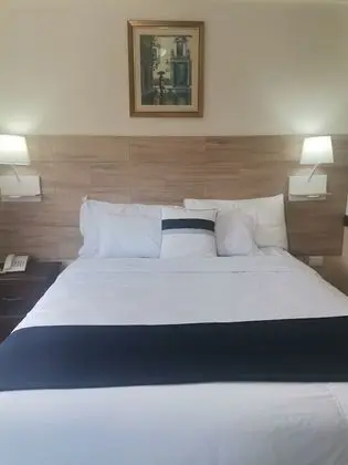Tek Kişilik Oda, 1 Çift Kişilik Yatak