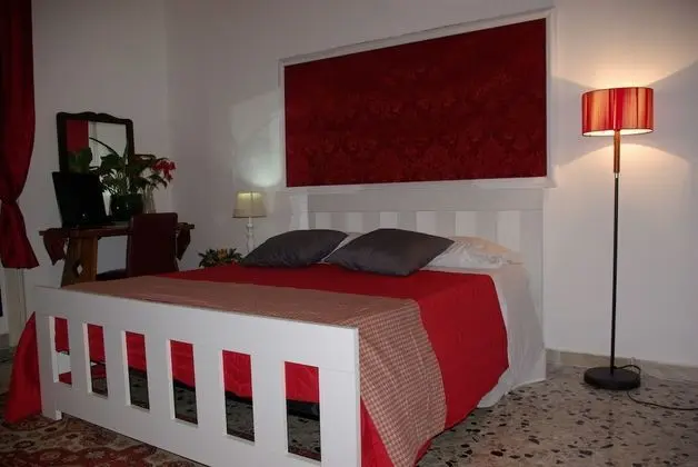 Tek Büyük Yataklı Oda, 1 Büyük (Queen) Boy Yatak