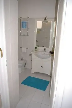 Tek Büyük Yataklı Oda, 1 Büyük (Queen) Boy Yatak