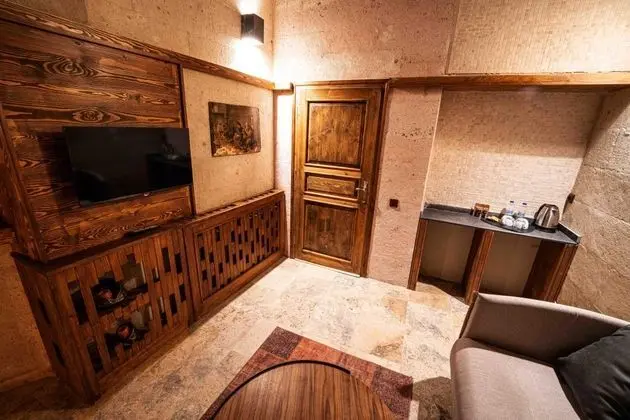 Cave Suite, , Şömineli ve Jakuzili