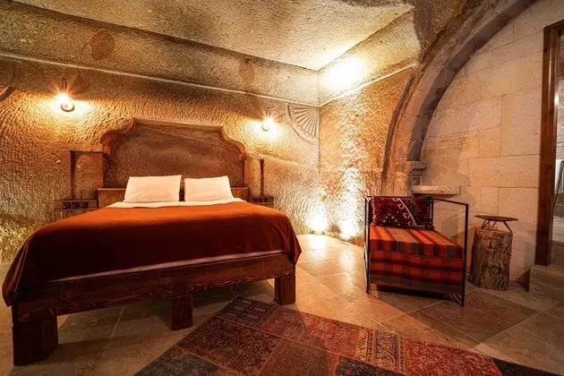 Cave Suite, , Şömineli ve Jakuzili