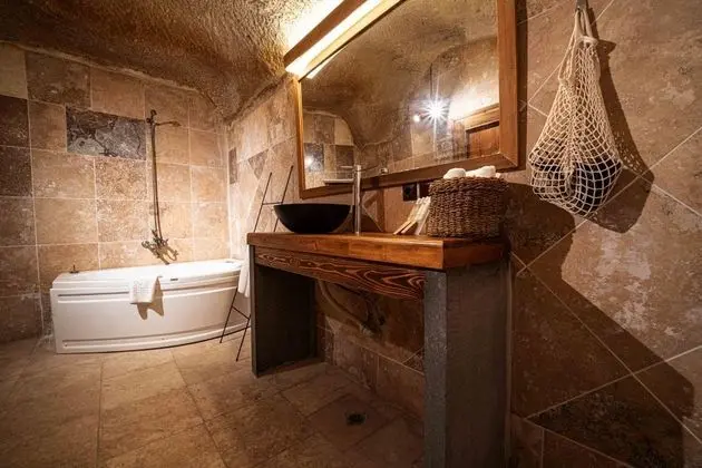 Cave Suite, , Şömineli ve Jakuzili