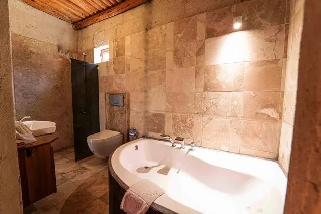 Junior Suite, Vadi Manzaralı, Küvetli veya Jakuzili