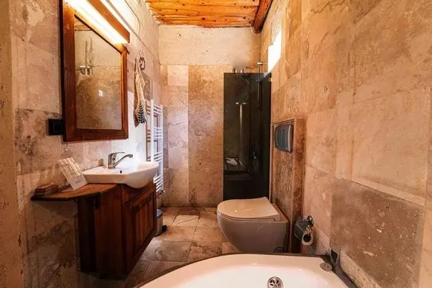 Junior Suite, Vadi Manzaralı, Küvetli veya Jakuzili