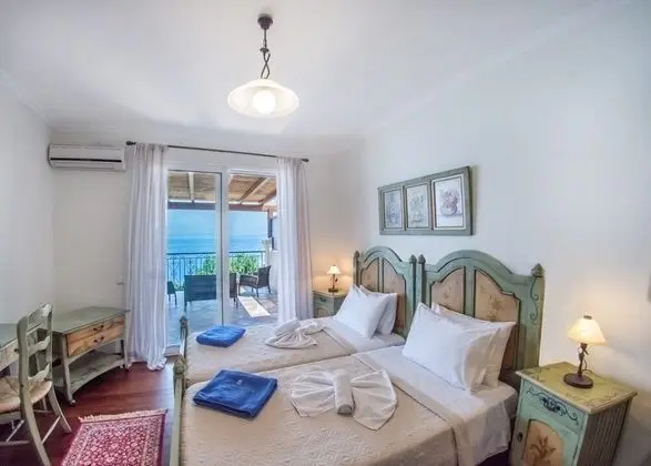 Deluxe Villa