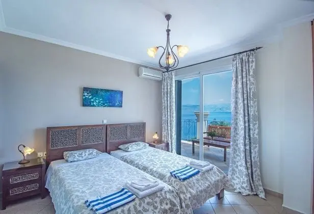 Deluxe Villa