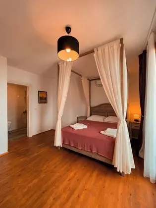 Standard Oda, Deniz Manzaralı