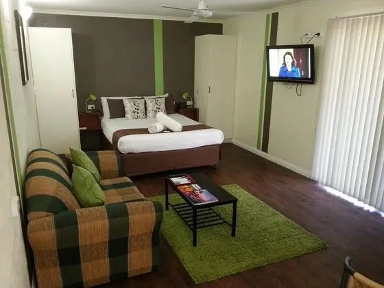 Standard Stüdyo, Sigara İçilmez, Küçük Mutfak (Studio)