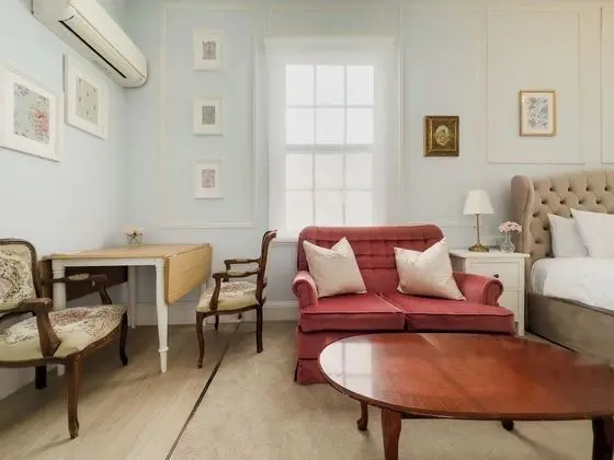 Deluxe "Boudoir" Room with Spa