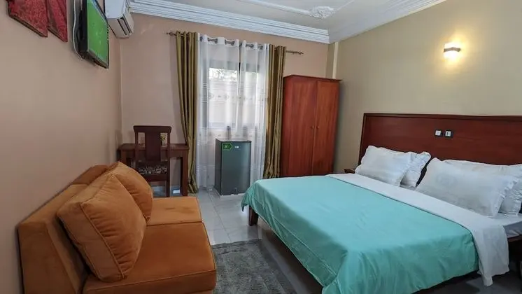 Deluxe Tek Büyük Yataklı Oda