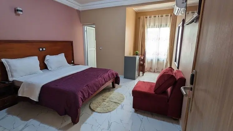 Deluxe Tek Büyük Yataklı Oda