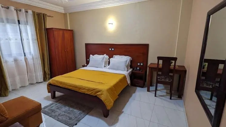 Deluxe Tek Büyük Yataklı Oda