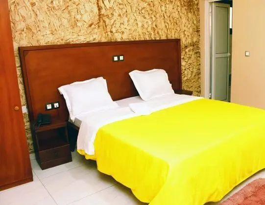 Luxury Tek Büyük Yataklı Oda