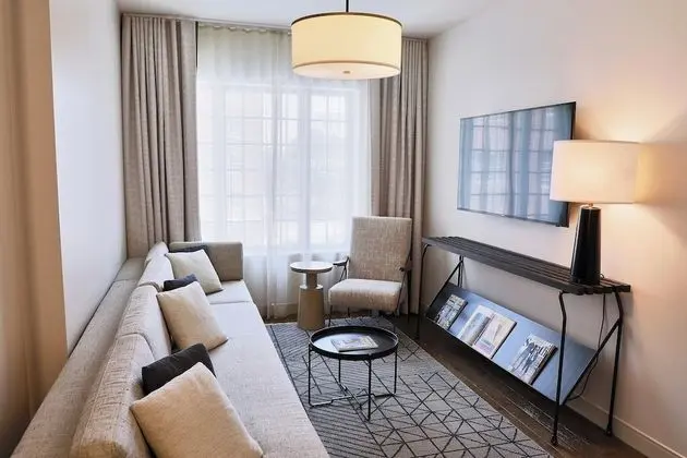 Design Süit, 1 En Büyük (King) Boy Yatak ve Çekyat