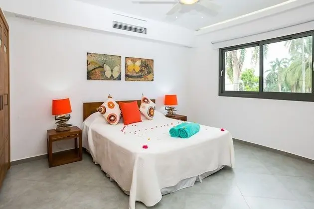 Apartment 4 Bedroom Pool View - Breakfast Included in first 7 nights
