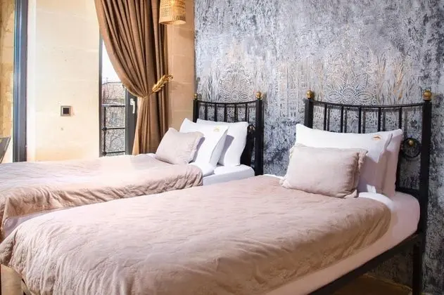 https://images.odamax.com/img/1024x768/odamax/image/upload/Alika_Castle_House_202503152215386_9.jpg
