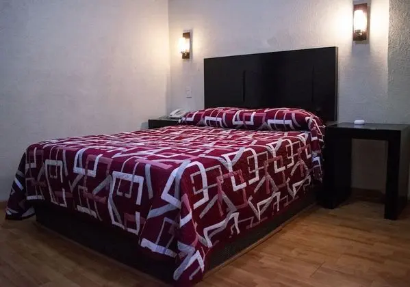 Basic Oda, 1 Çift Kişilik Yatak