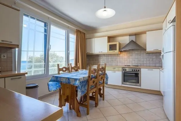 Standard Apart Daire, Deniz Manzaralı