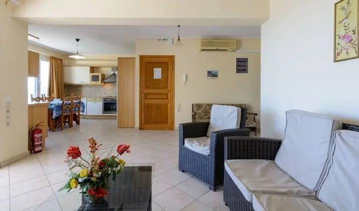 Standard Apart Daire, Deniz Manzaralı
