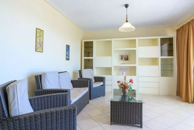 Standard Apart Daire, Deniz Manzaralı