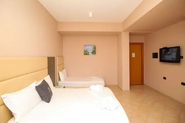 Deluxe Üç Kişilik Oda, Deniz Manzaralı