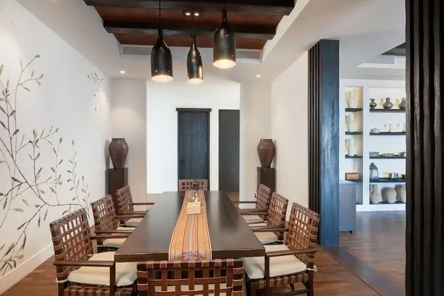 Villa (Jabal)