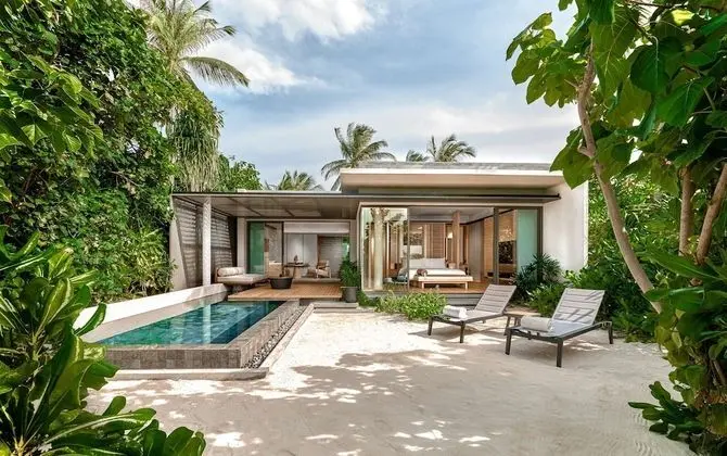 Villa (Beach)