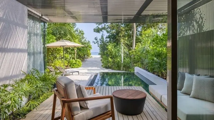 Villa (Beach)