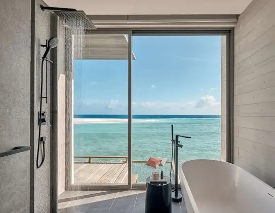 Villa (Lagoon Water)