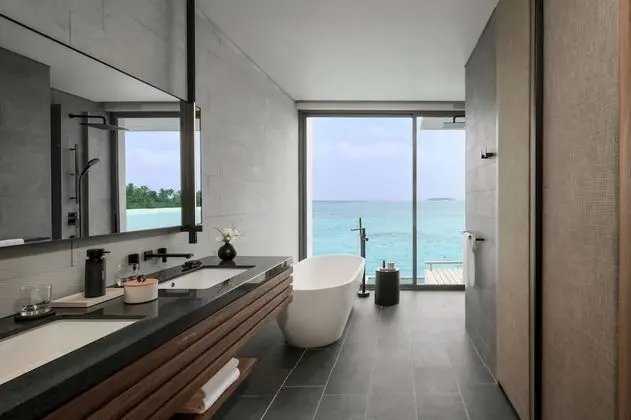 Villa (Lagoon Water)