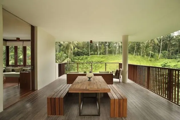 Villa (Forest Edge)