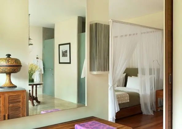 Villa (Forest Edge)