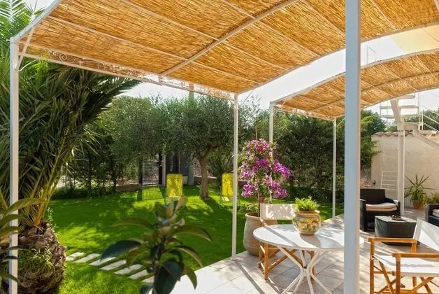 Deluxe Ev, 2 Yatak Odası, Küçük Mutfak, Bahçe Manzaralı