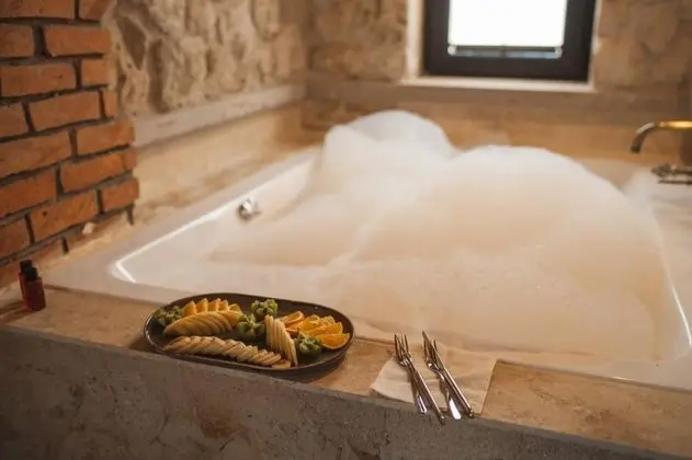 Deluxe Oda, Bahçe Manzaralı, Jakuzili