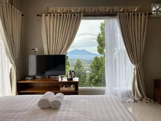 Deluxe Tek Büyük Yataklı Oda, Dağ Manzaralı