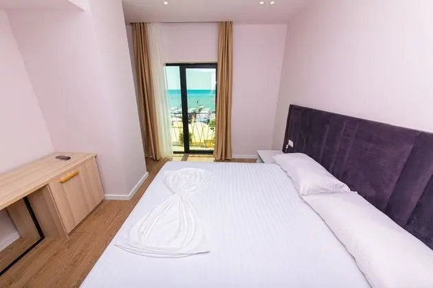 Tek Büyük Yataklı Oda, Deniz Manzaralı