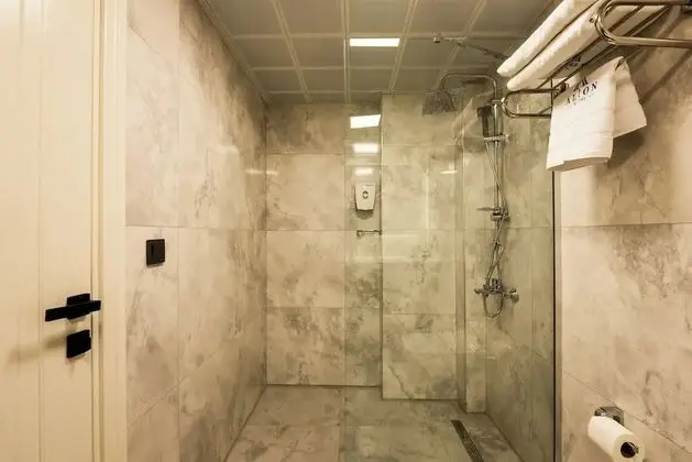 Şehir manzaralı Standart çift kişilik oda