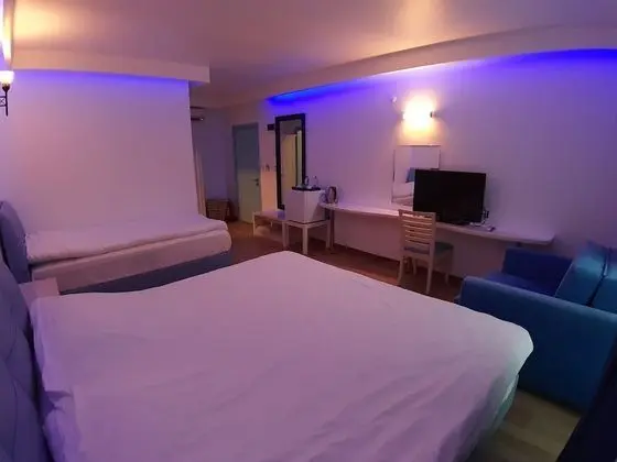 Standart 3 Kişilik Balkonlu veya Verandalı