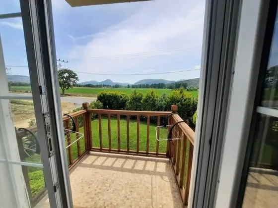 Standart 3 Kişilik Balkonlu veya Verandalı