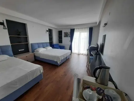 Standart 3 Kişilik Balkonlu veya Verandalı