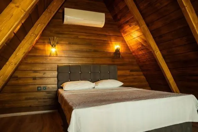 Bungalow, Dağ Manzaralı, Isıtmalı Özel Havuzlu