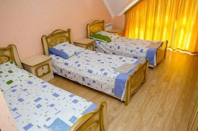 Standard Üç Kişilik Oda, Dağ Manzaralı