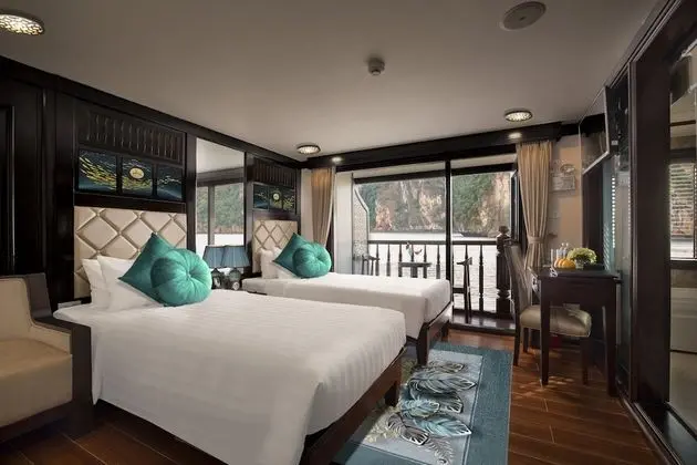 Senior Suite Private Balcony & Jacuzzi (Double/Twin)