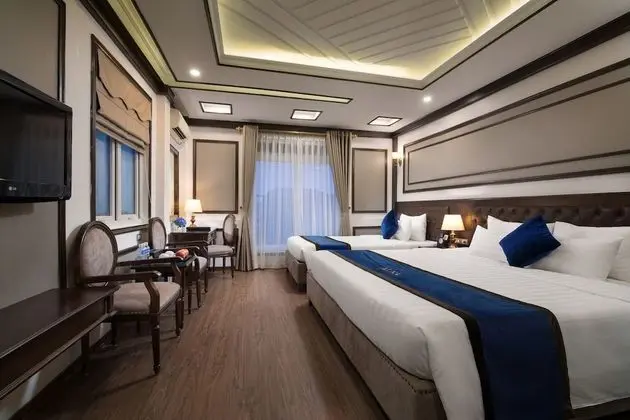 Family Oda, Şehir Manzaralı (Suite)