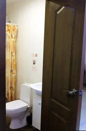 Standard Üç Kişilik Oda, Ortak Banyo