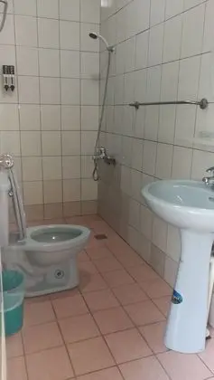Tek Büyük Yataklı Oda (Jinxuan)