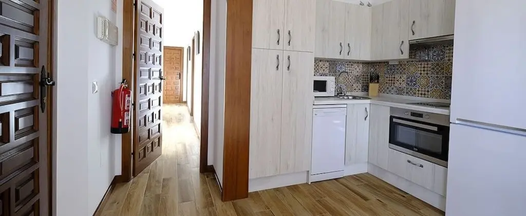 Apart Daire, 3 Yatak Odası (1)