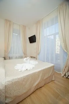 Standard Tek Büyük veya İki Ayrı Yataklı Oda