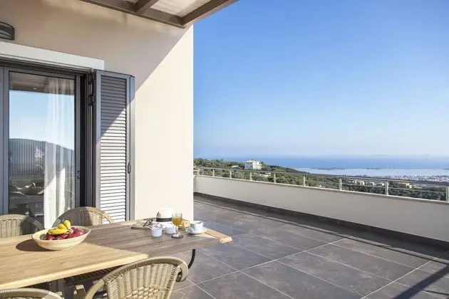 Villa (Melia)